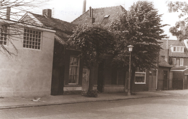 Lippinkhofsweg 10 Voorzijde woningen 1967.jpeg
