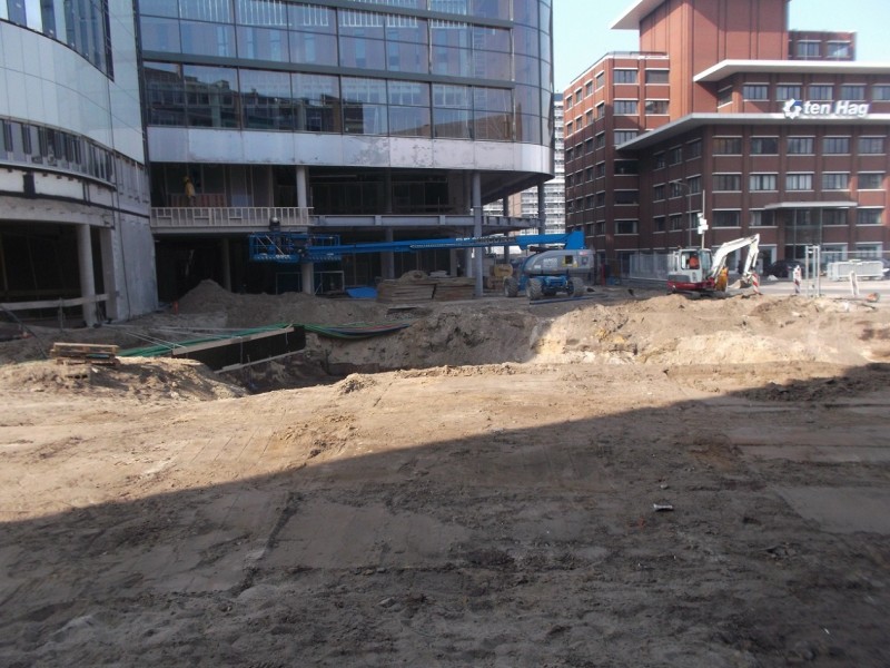 Beltstraat  bouw van een tunnel van het MST naar de parkeergarage Van Heek.JPG