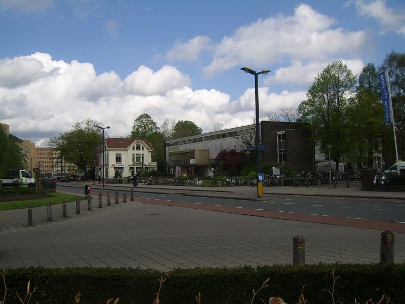 de Ruyterlaan Natuurmuseum.JPG