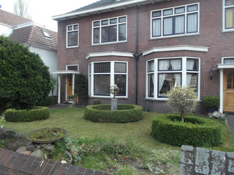 Hengelosestraat 231 zonnewijzer.JPG