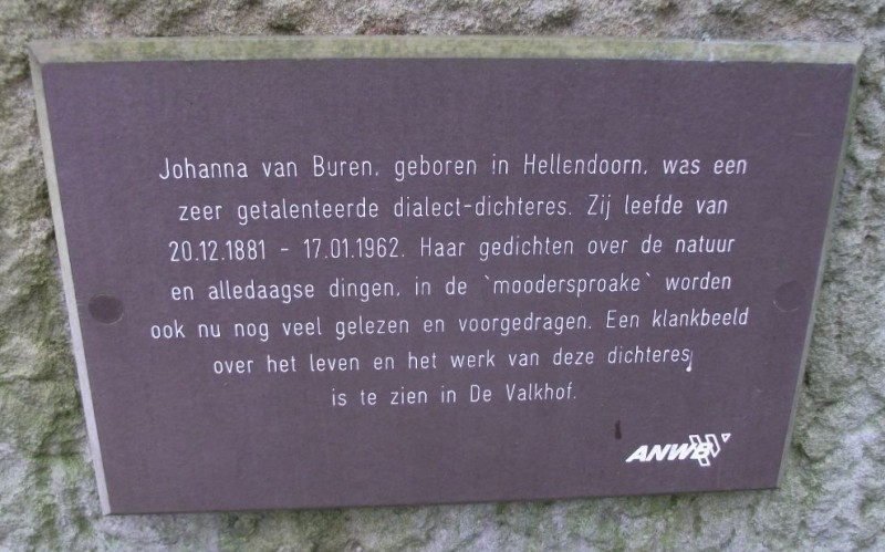 Johanna van Buren, geboren in Hellendoorn 20-12-1881 – 17-01-1962 (2).JPG