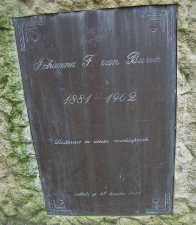 Johanna van Buren, geboren in Hellendoorn 20-12-1881 – 17-01-1962 (3).JPG