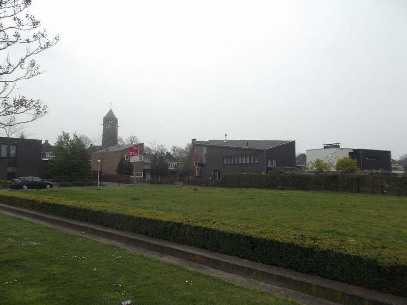 Museumlaan lege kavels Roombeek.JPG