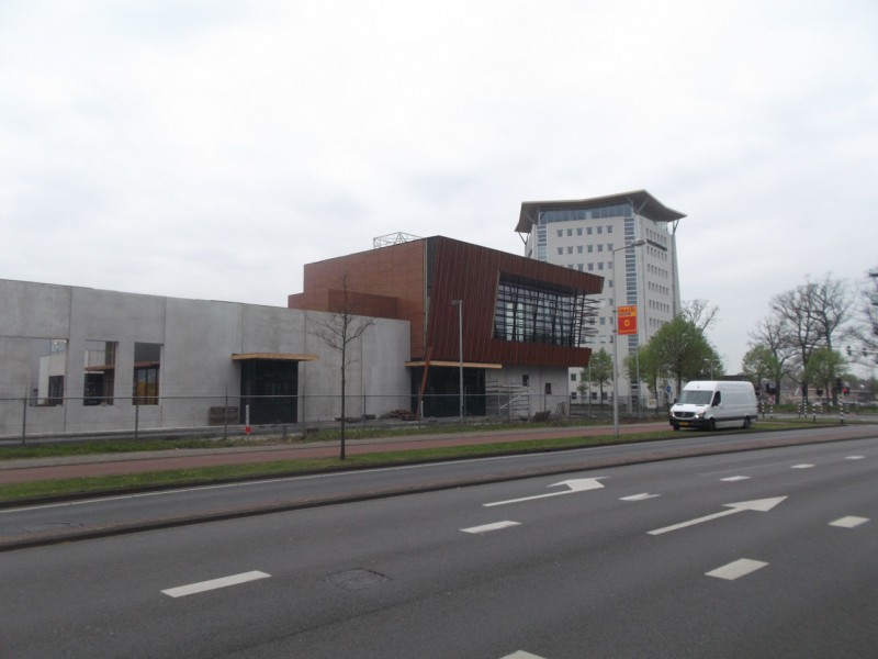 Wethouder Beversstraat hoek Zuiderval nieuwbouw Foodcourt 10-4-2014 (2).JPG