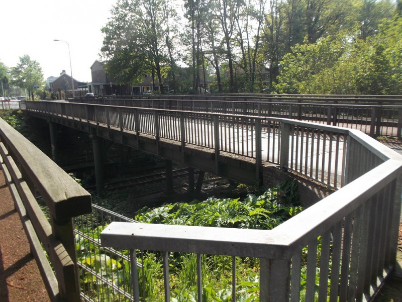 Noord-Esmarkerrondweg  spoorbrug (5).JPG