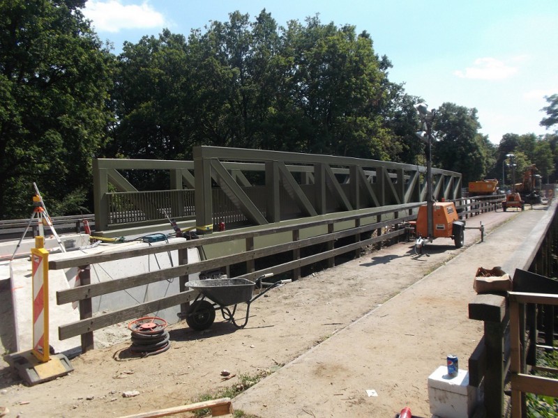 Noord Esmarkerrondweg nieuwe spoorbrug  4-7-2014.JPG