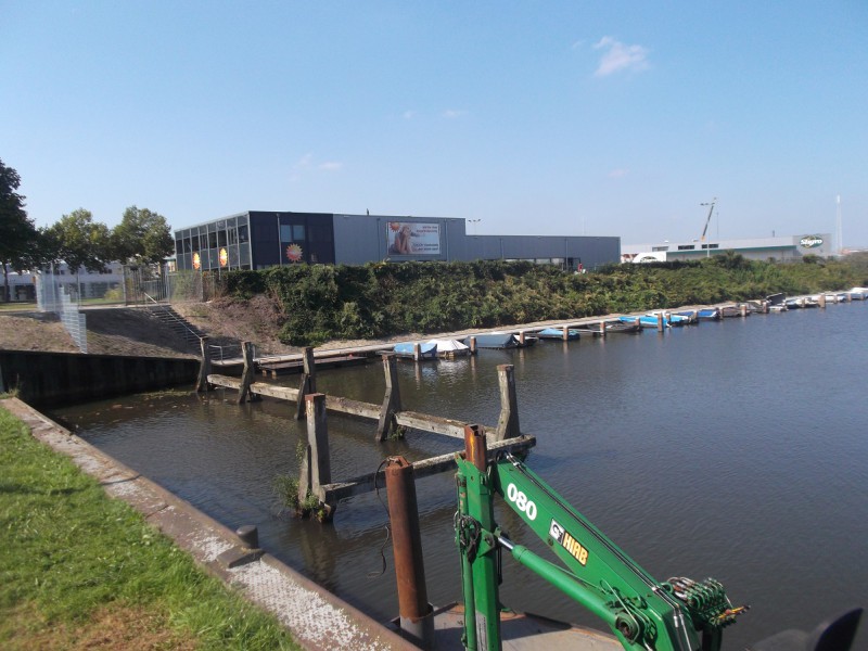 Hendrik ter Kuilestraat zijtak Twentekanaal nieuwe aanlegsteiger 127-9-2014 (3).JPG