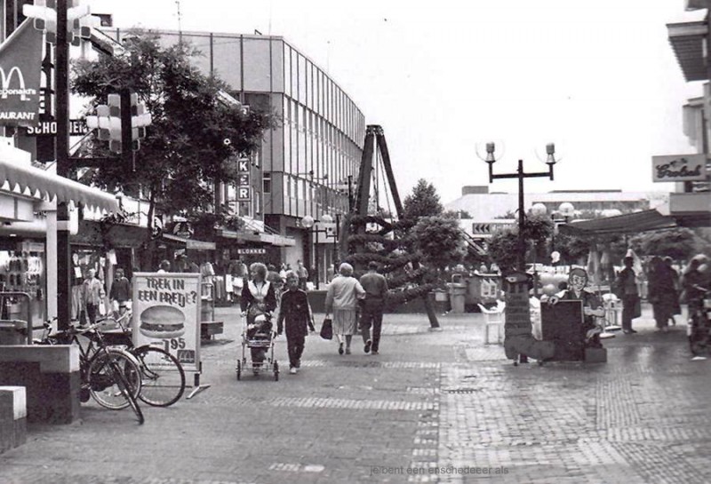 Klimtoren Kalanderstraat jaren 80.