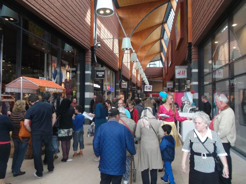 van Heekplein De Klanderij heropening 28-09-2014.JPG