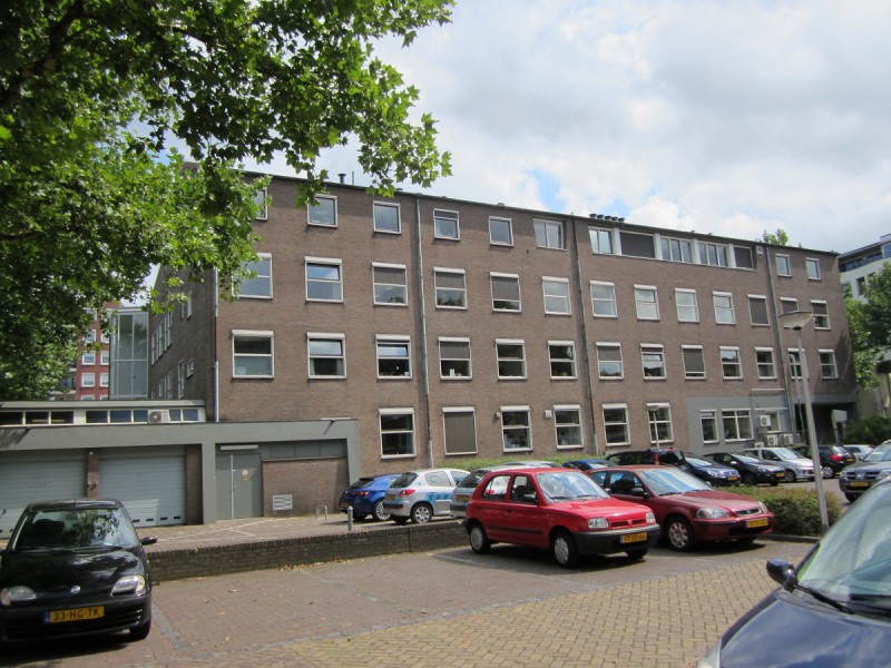 Burg. Edo Bergsmalaan  Laboratorium Microbiologie en Pathologie (3).JPG
