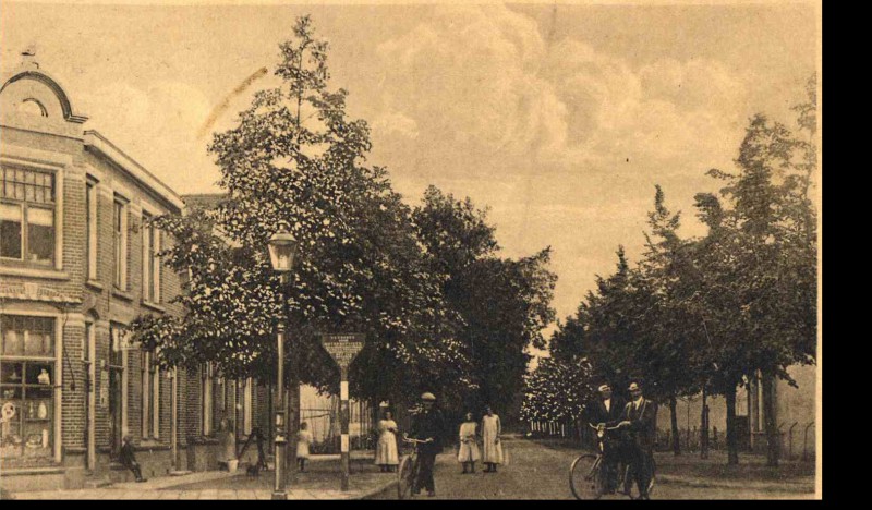 Richtersweg Vanaf Goolkatenweg in oostelijke richting. Ca. 1899.jpg