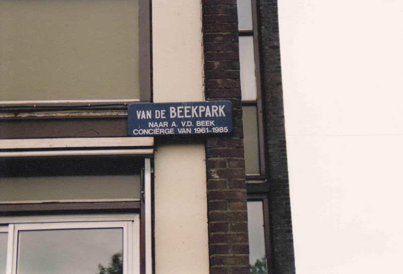 van de Beekpark.jpg