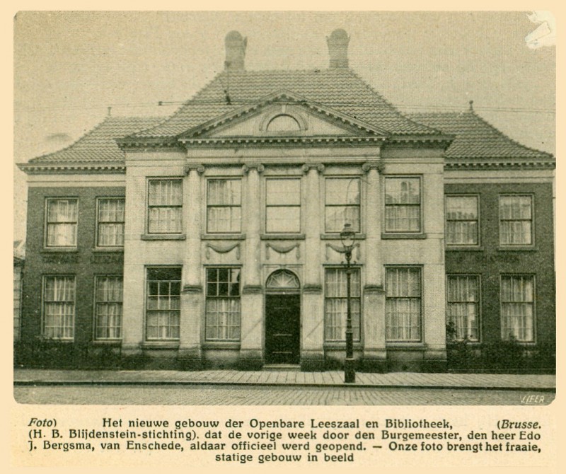 Langestraat 24-1-1925 H.B. Blijdensteinhuis, in gebruik genomen als openbare leeszaal en bibliotheek.jpg